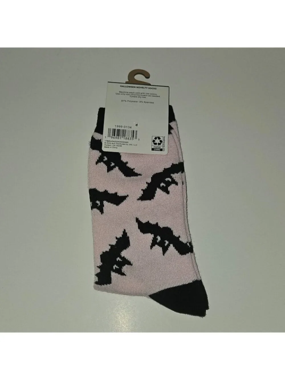 NEW Witch Craft Halloween Crew Socks Pink Black Bats Women's Shoe Size 4-10